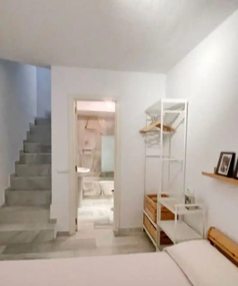 Baño de Piso de alquiler en Estepona con Terraza, Amueblado y Horno