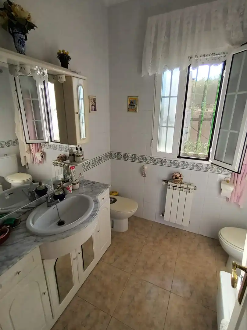 Baño de Casa o chalet en venta en Medellín con Aire acondicionado, Calefacción y Jardín privado