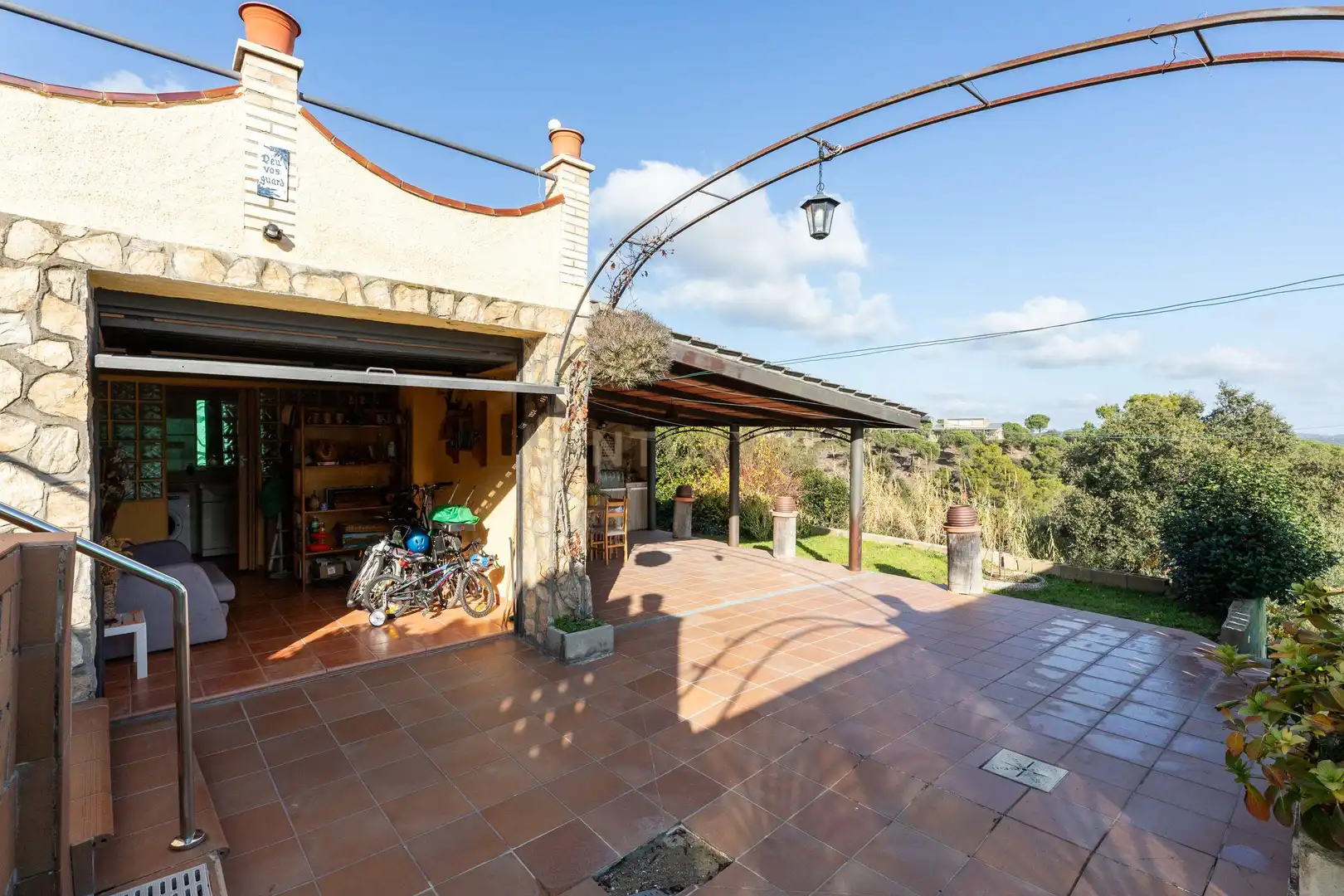 Vista exterior de Casa o xalet en venda en Fogars de la Selva amb Jardí privat