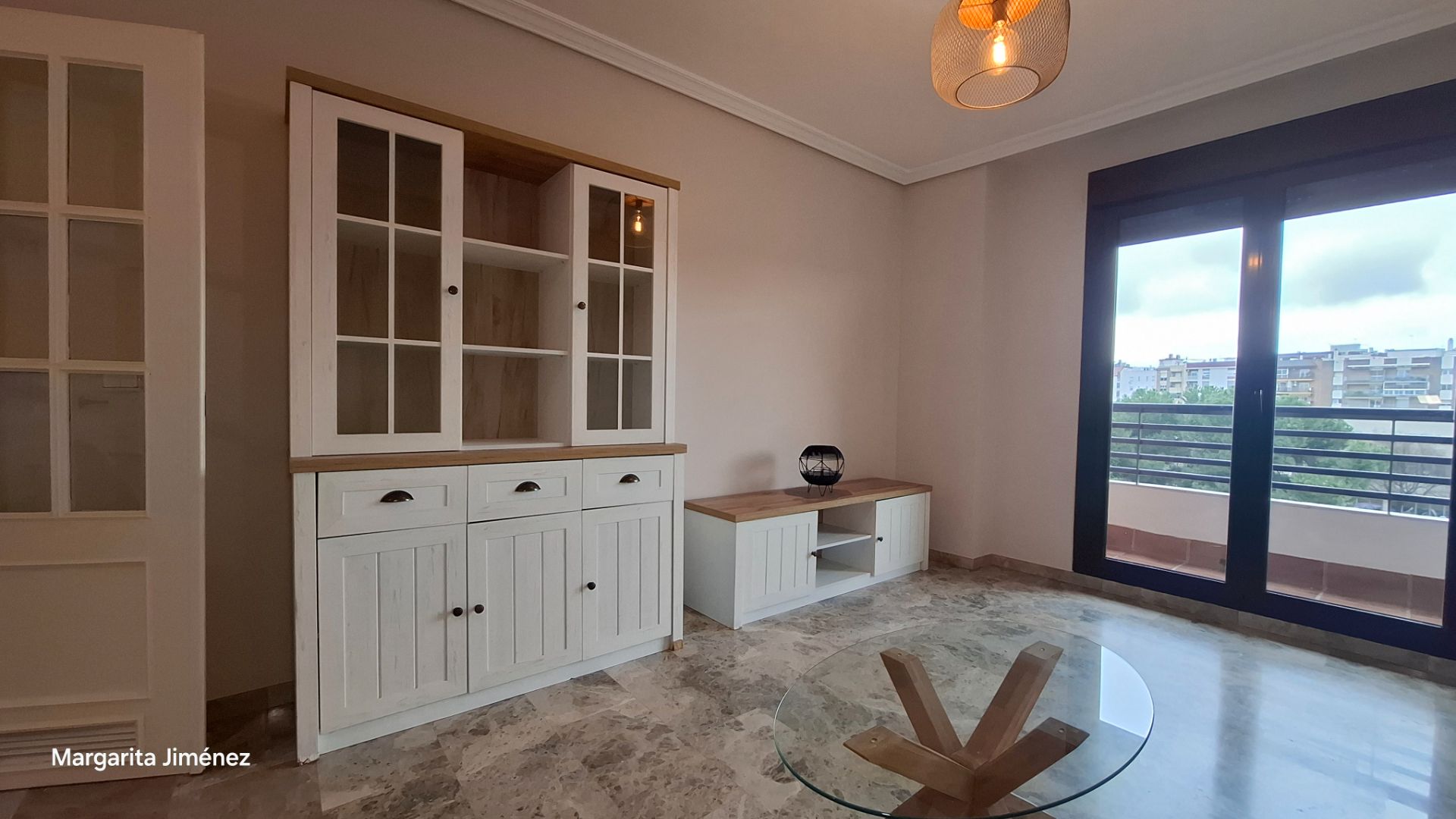 Wohnung zur Miete in Avenida Al-Nasir, Santa Rosa - Valdeolleros, Norte-Sierra