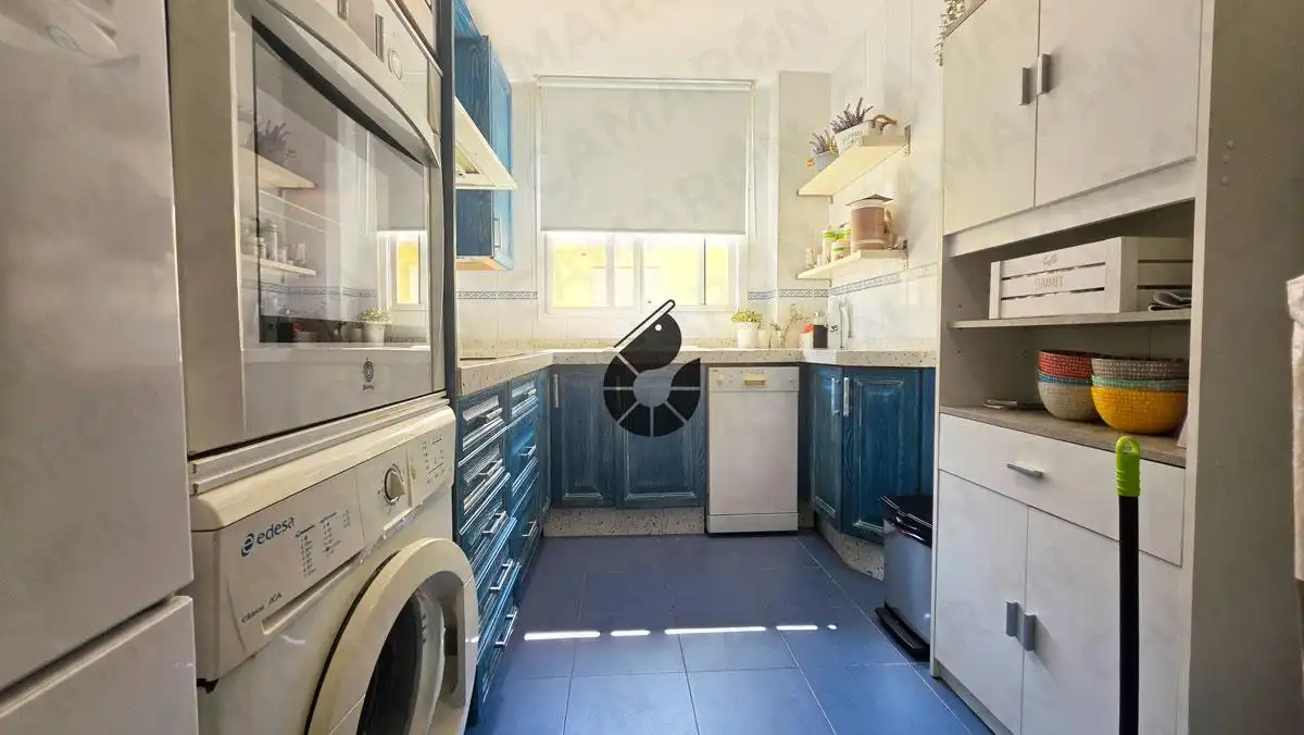 Kitchen of Flat for sale in Coria del Río  with Air Conditioner, Parquet flooring and Storage room