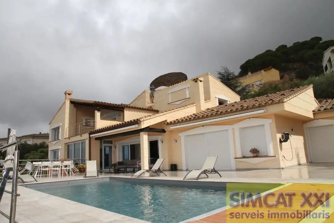 Casa en venta en Palau-saverdera