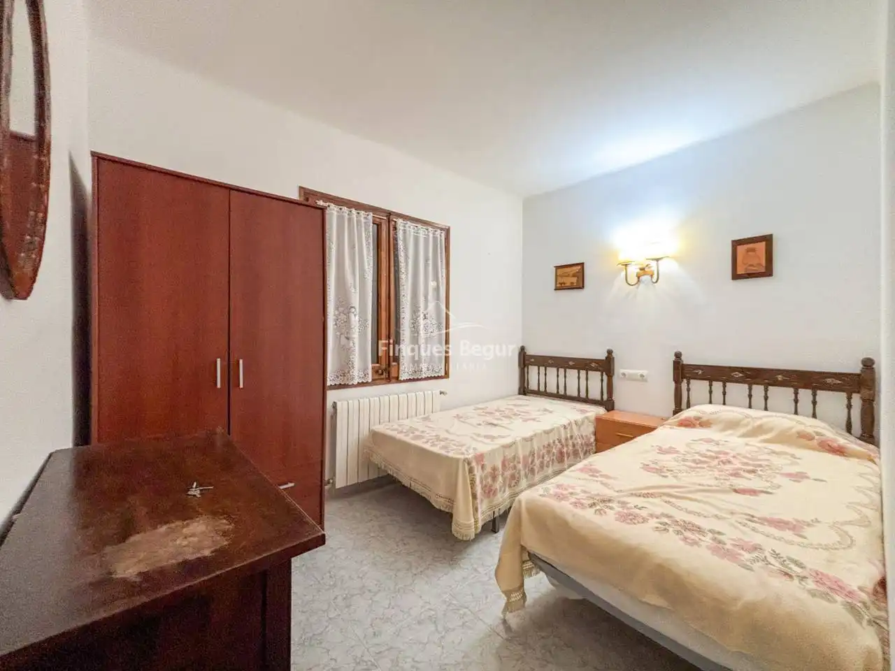Houses for sale in Calle Víctor Català, Residencial Begur - Esclanyà