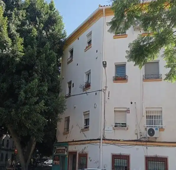 Casa o xalet en venda a JORGE GUILLEN, Girón - Las Delicias
