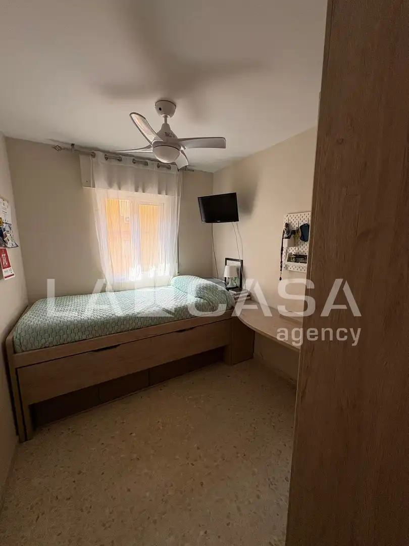 Habitación de Planta baja en venta en Algeciras con Trastero