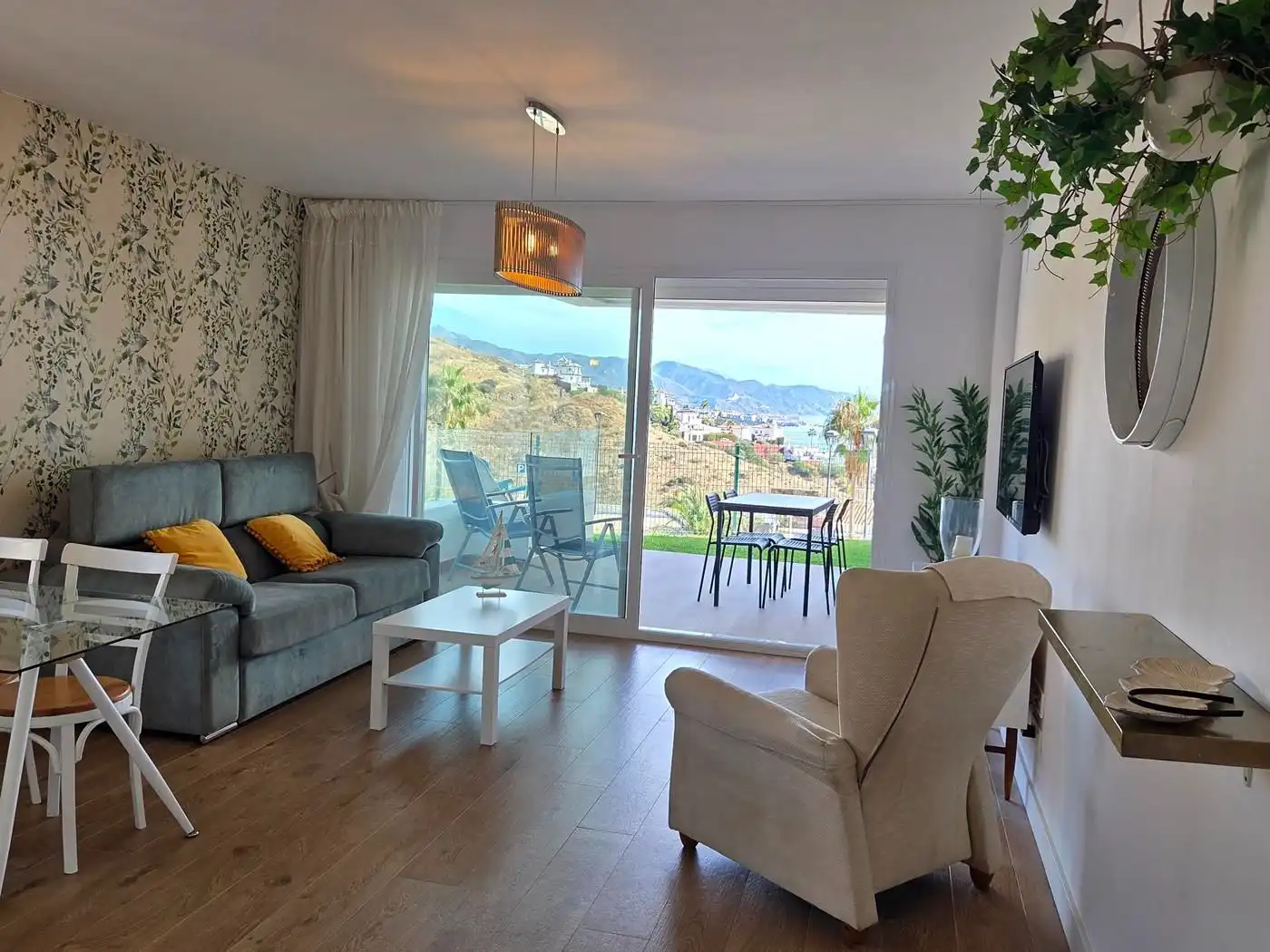 Dormitori de Apartament de lloguer en Torrox amb Aire condicionat, Calefacció i Terrassa