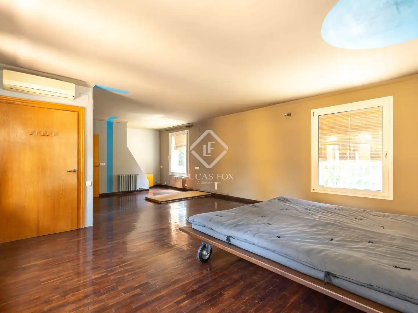 Houses for sale in Esplugues de Llobregat  with Air Conditioner, Heating and Private garden