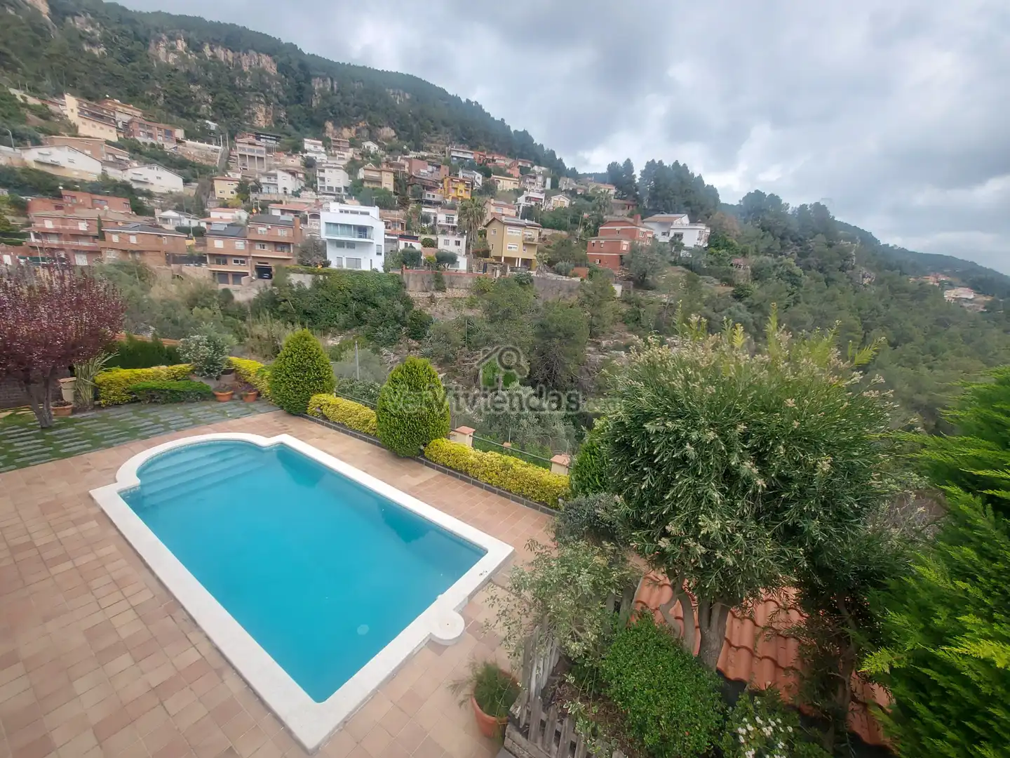 Piscina de Casa o chalet en venta en Vallirana con Calefacción, Jardín privado y Terraza