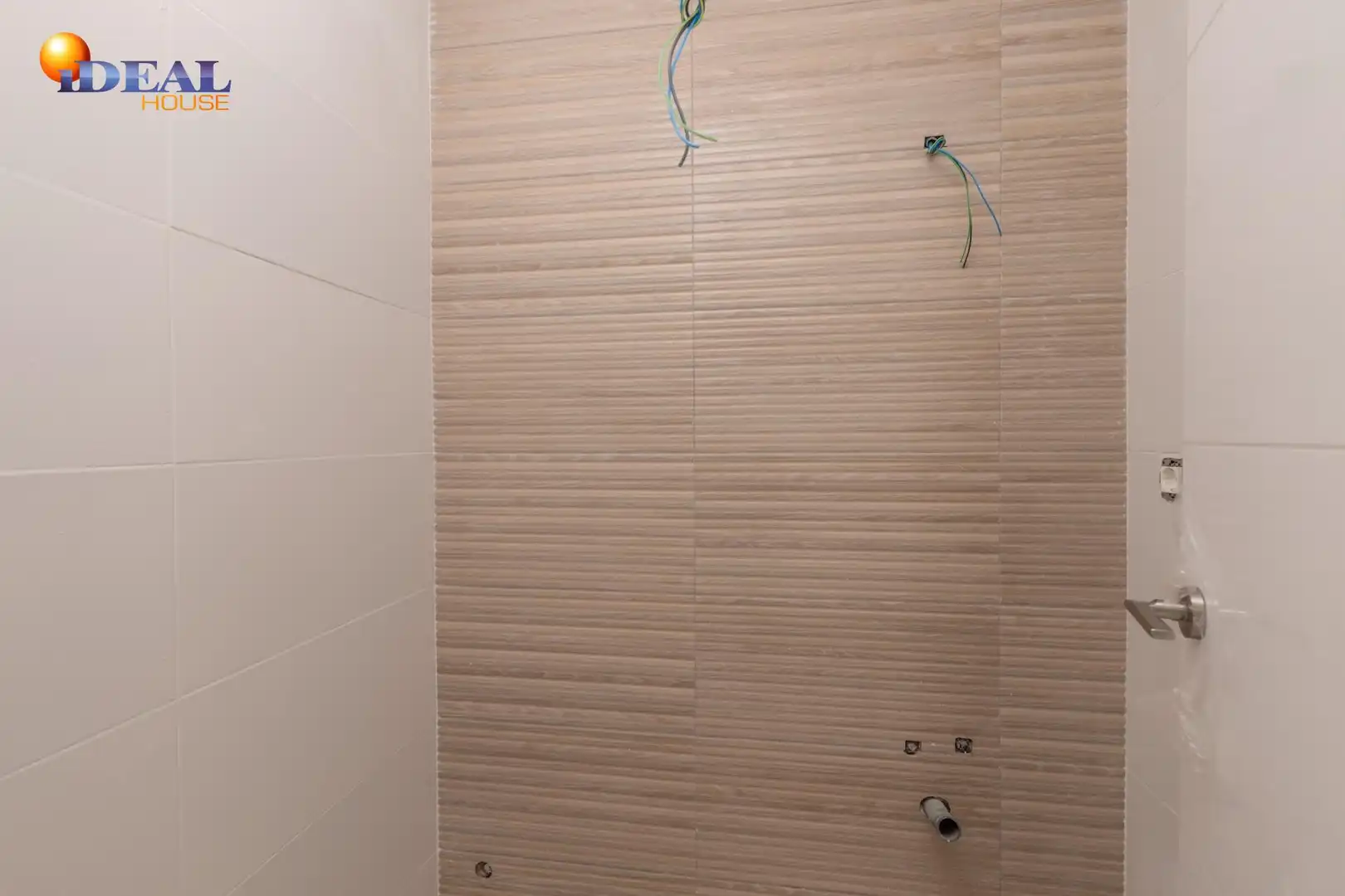 Bathroom of Detached homes for sale in Cijuela  with Heating, Terrace and Balcony
