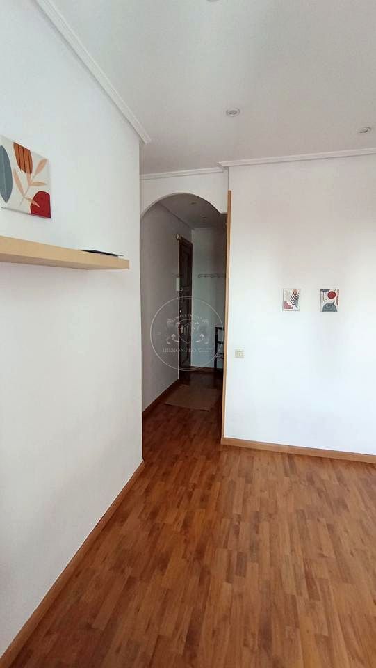 Piso de alquiler en  Madrid Capital con Calefacción