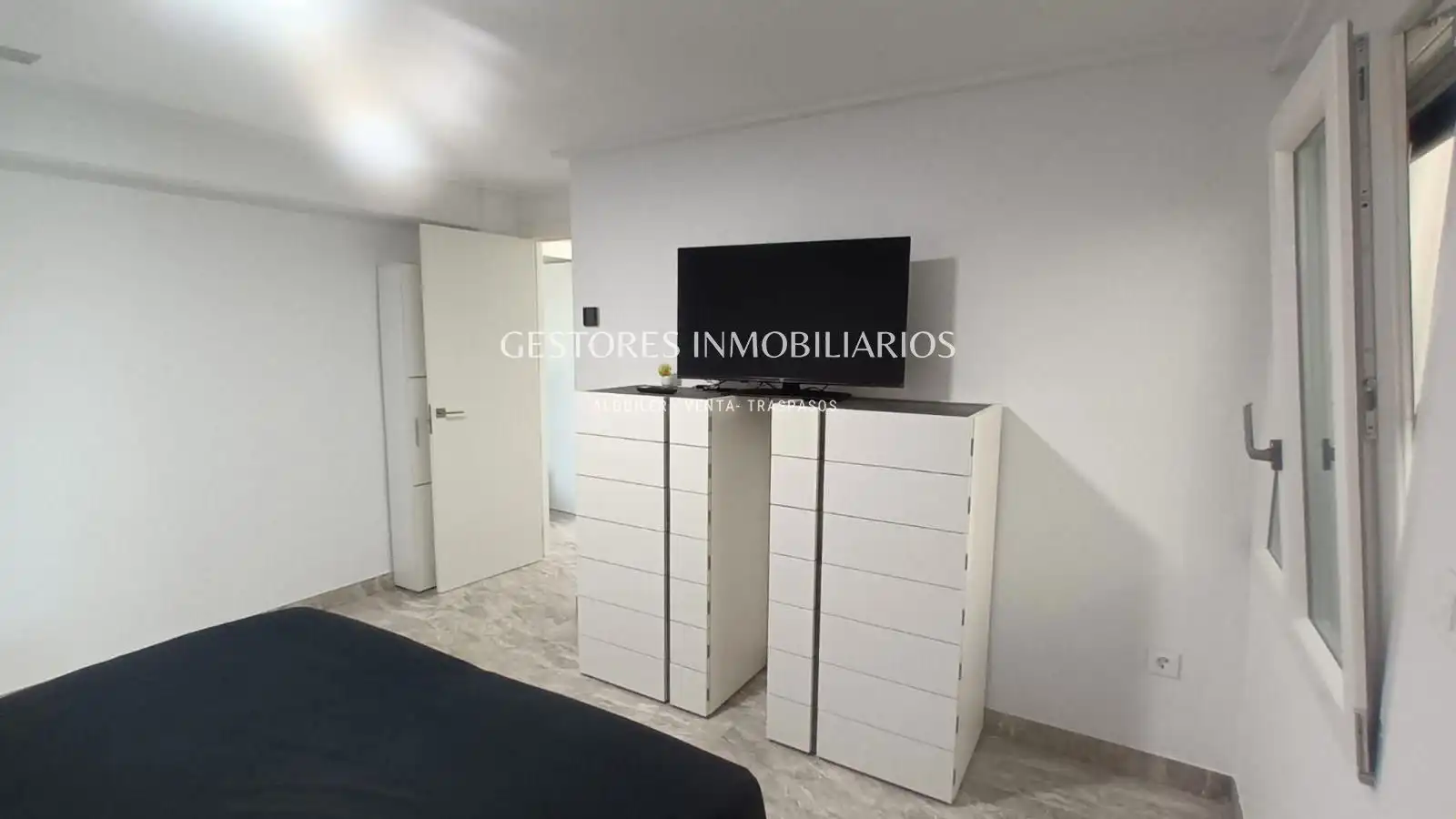 Dormitori de Casa o xalet en venda en Gaianes, Alicante