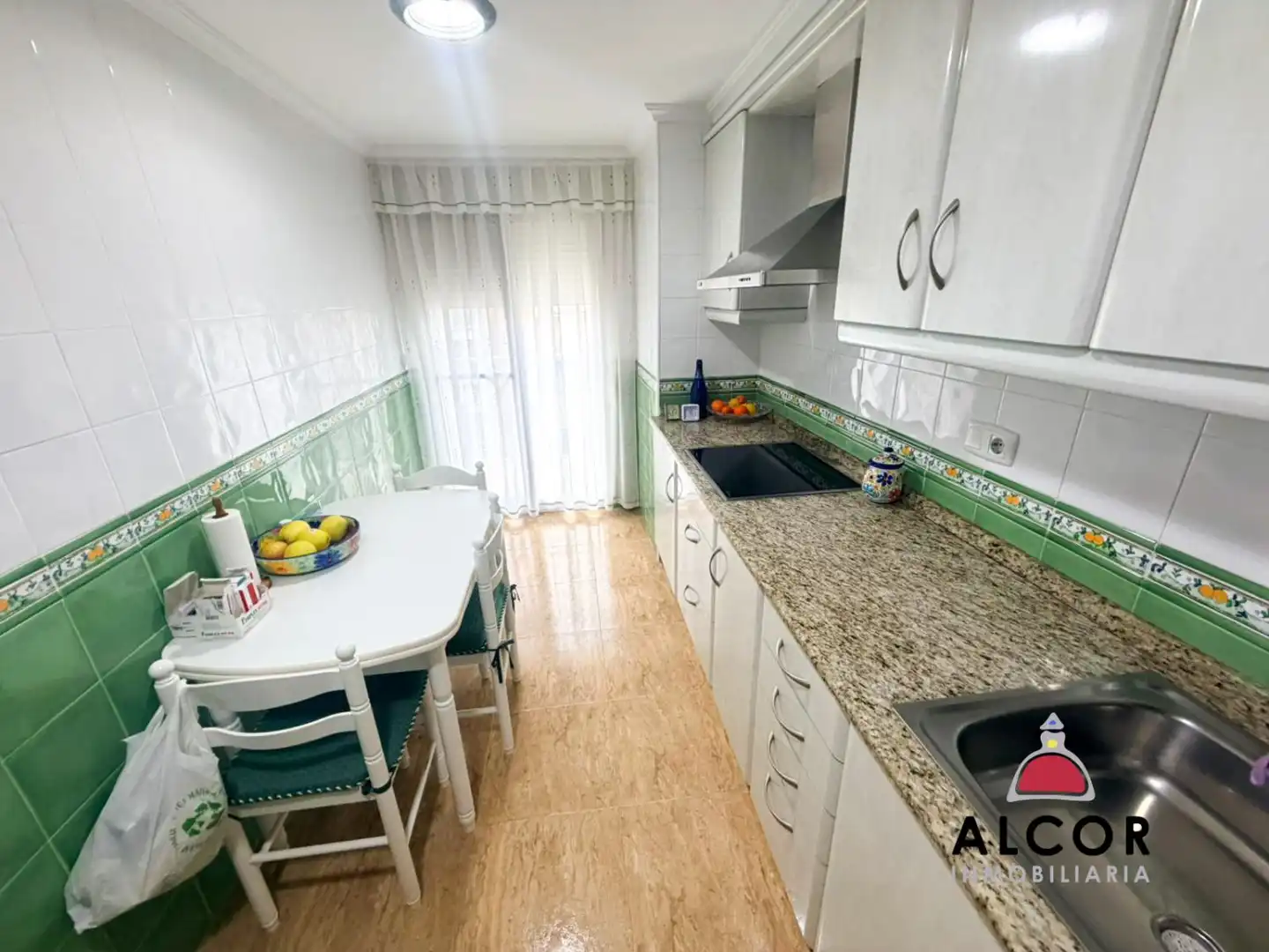 Flat with lift for sale in Zona Papa Luna - Platja del Gurugú, imagen 6