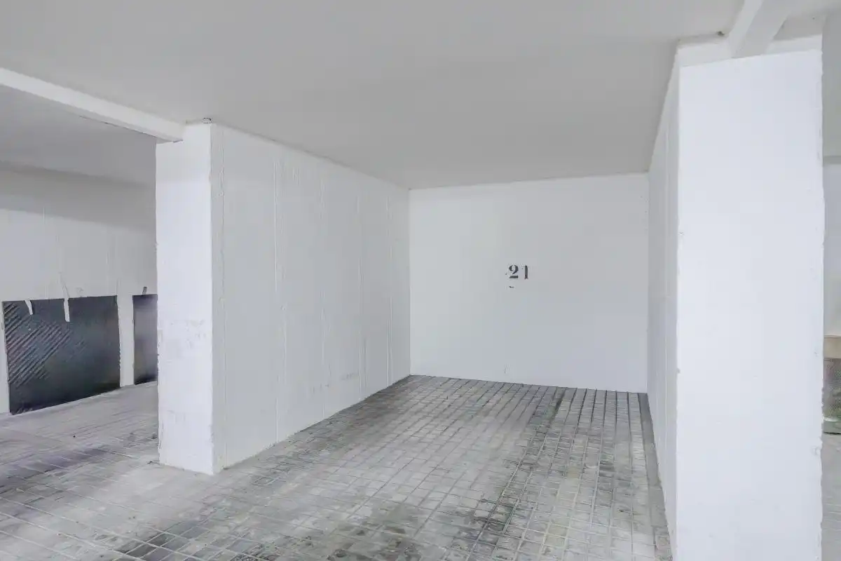Wohnung zum Verkauf in Madrid mit Klimaanlage, Heizung und Privatgarten