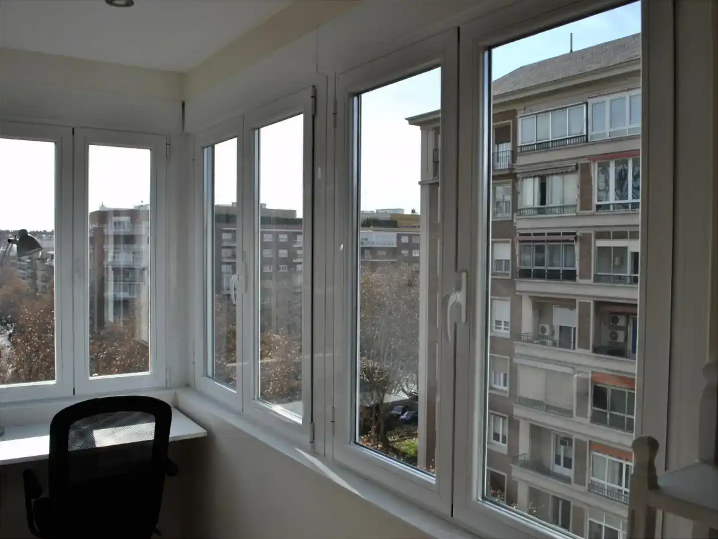 Schlafzimmer von Wohnung zur Miete in  Madrid Capital mit Klimaanlage
