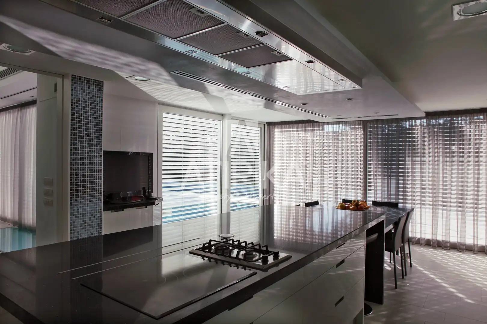 Cocina de Casa o chalet en venta en Castelldefels con Aire acondicionado, Calefacción y Trastero