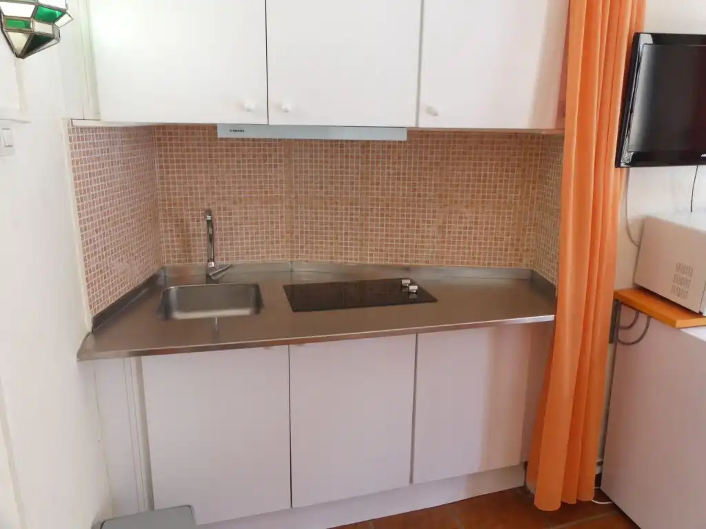 Wohnung zur Miete in Calle Capuchinas, 8, Centro - Sagrario