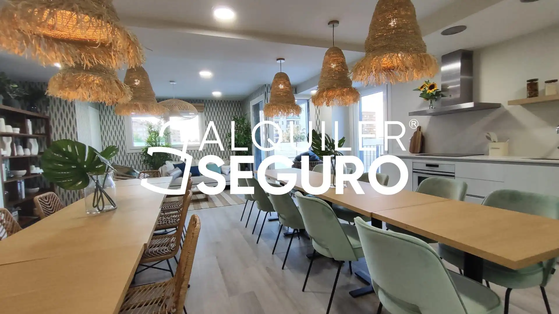 Piso de alquiler en Valencia con Aire acondicionado, Terraza y Trastero