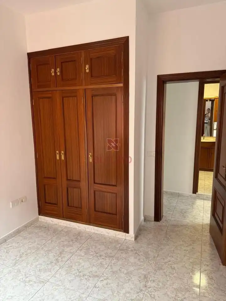 Flat for sale in De Ingenieros, La Cuesta -Finca España