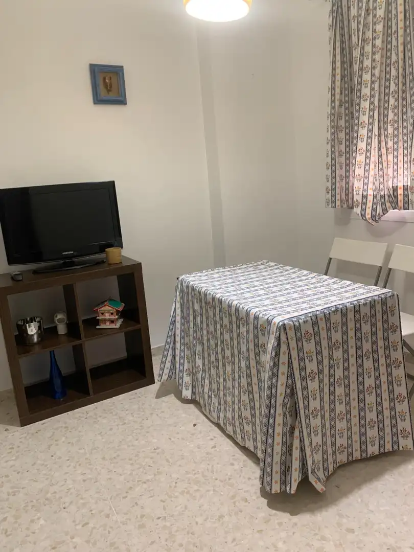 Bajo en venta en Centro - Calzada - Cabo Noval, imagen 9