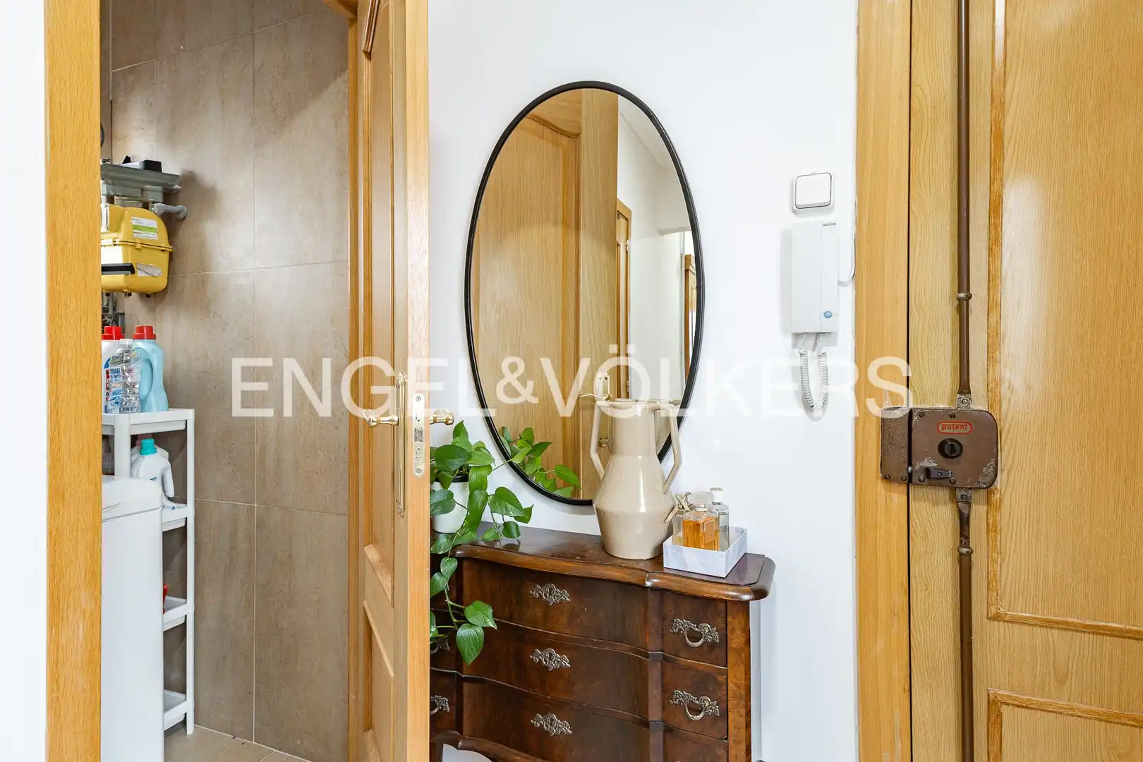 Flat for sale in Castellar del Vallès  with Air Conditioner, Heating and Balcony