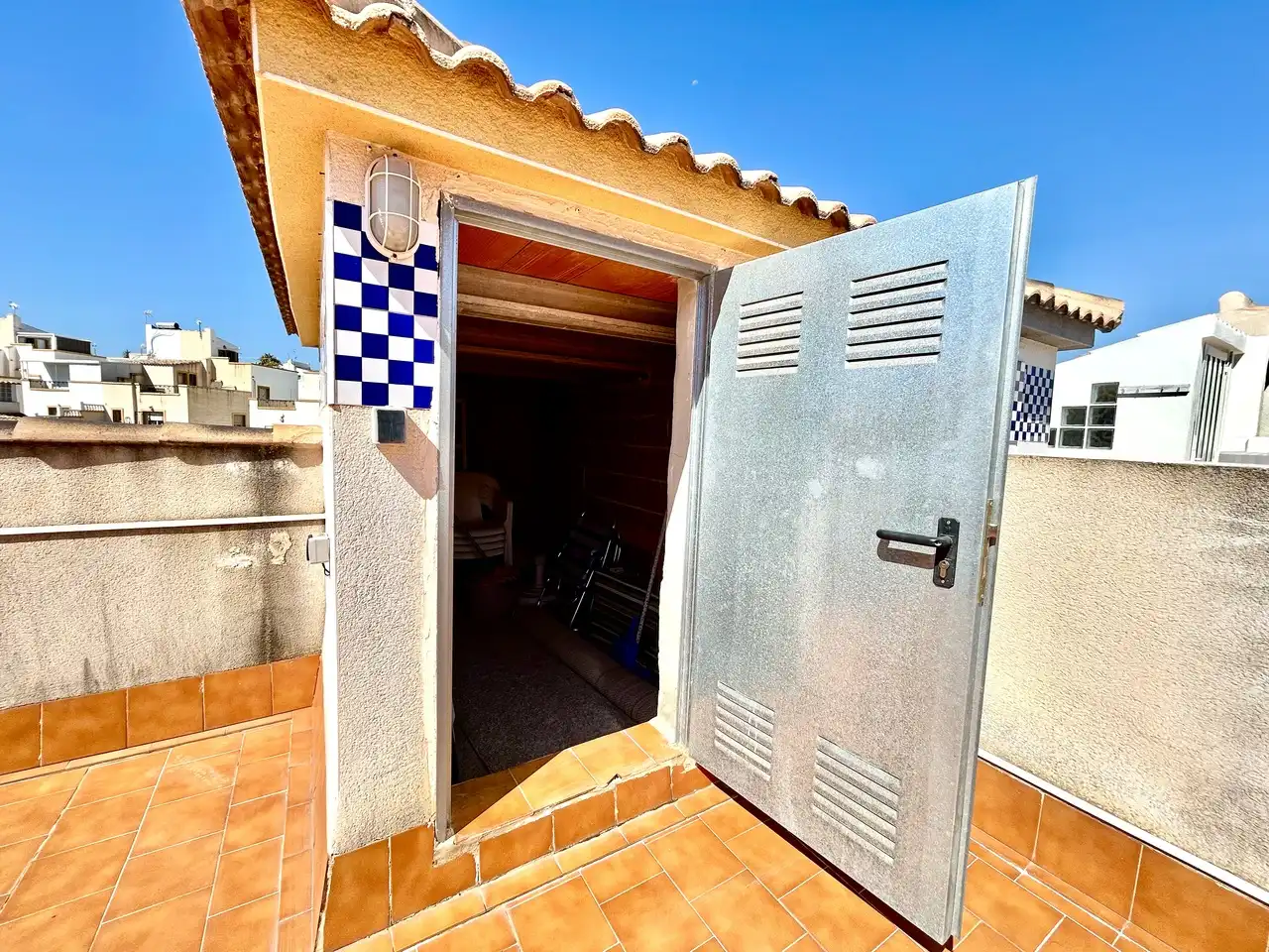 Exterior view of Attic for sale in Orihuela  with Air Conditioner, Terrace and Storage room