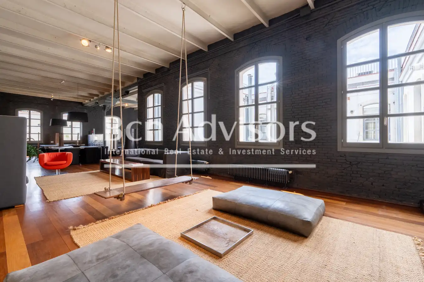 Penthouse with terrace for sale in Ciutat Vella