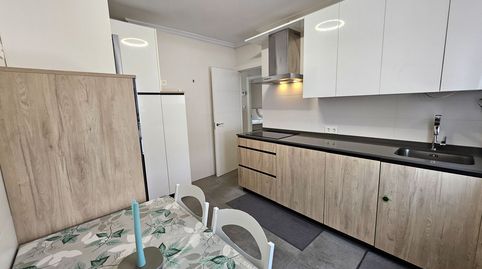 Foto 3 de Piso en venta en Centro - Albiz - Markonzaga, Sestao