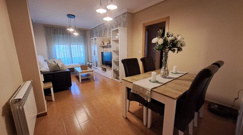 Foto 2 de Piso en venta en Calle Molinos de Viento, Carretera de Córdoba - Libertad, Puertollano