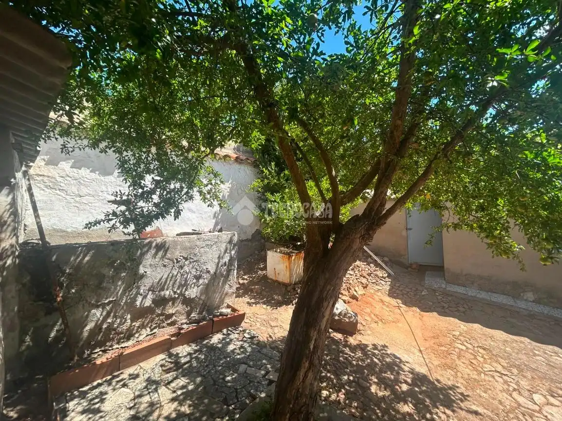 Casa adosada en venda en Puertollano