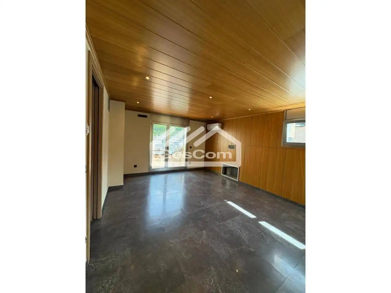 Ático en venta en Escaldes – Engordany con Aire acondicionado, Calefacción y Terraza