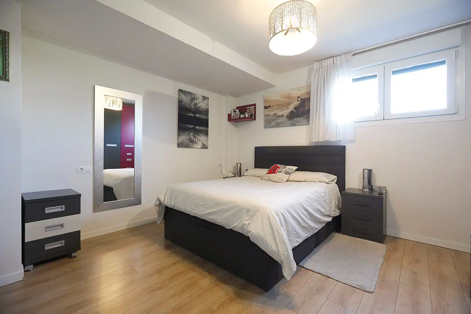 Dormitori de Dúplex en venda en Donostia - San Sebastián  amb Aire condicionat, Terrassa i Moblat