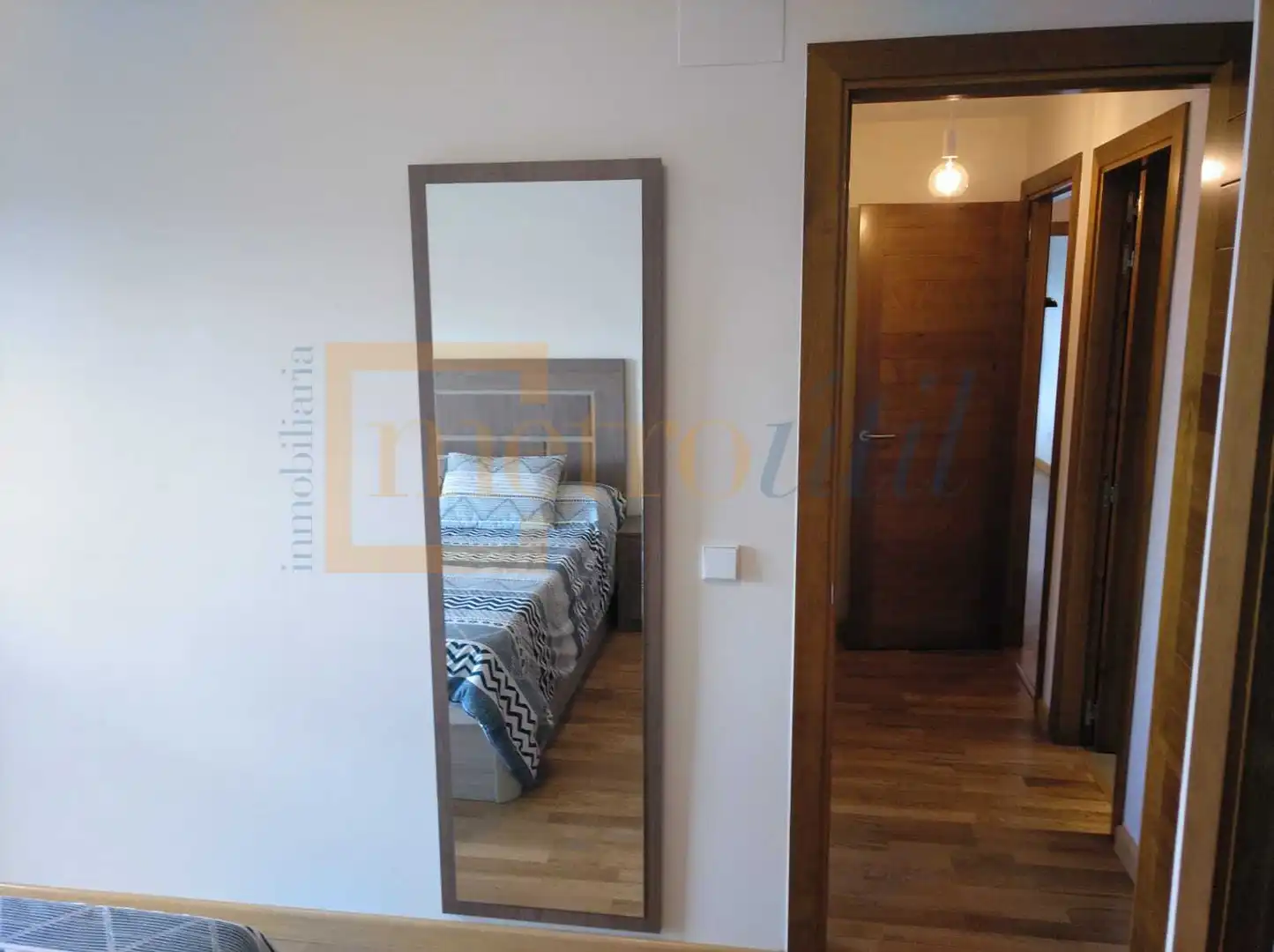 Flat for rent in Calle Juan Maluquer, La Platina- Hospital - Campus