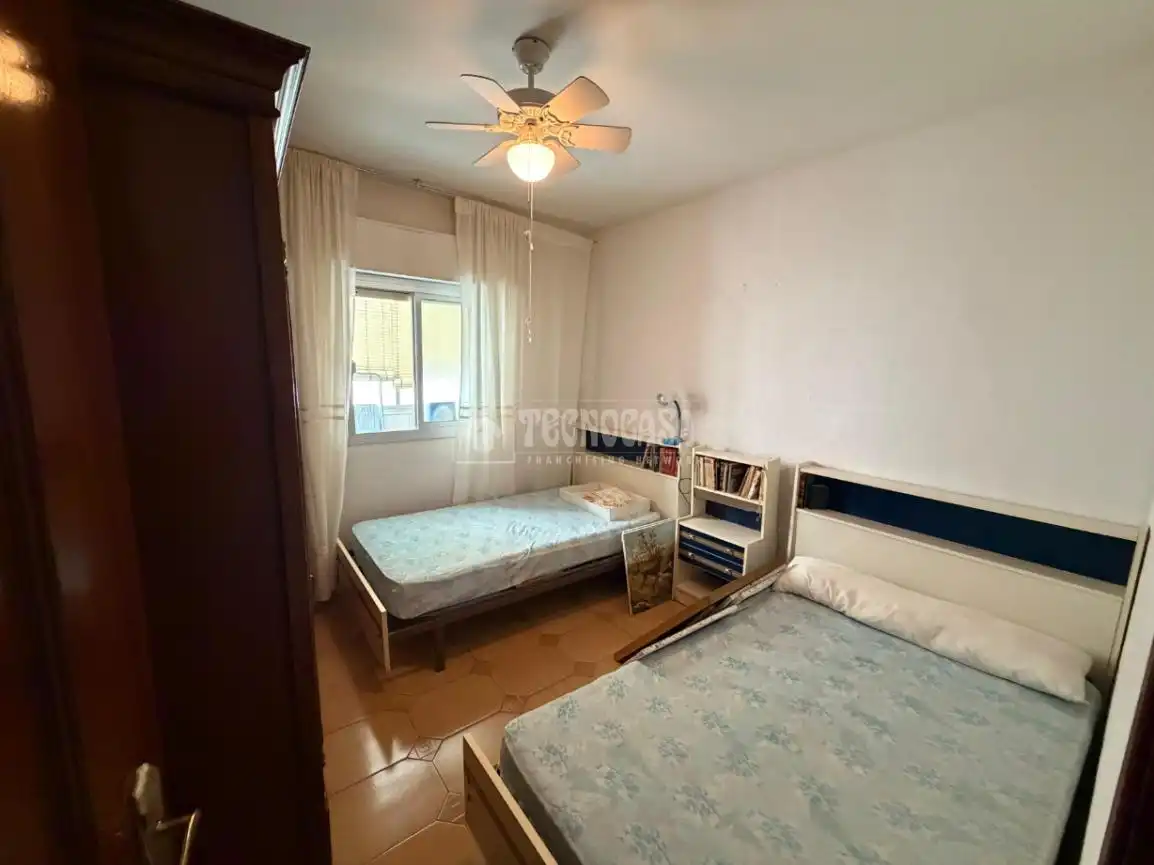 Habitación de Piso en venta en Jaén con Balcón