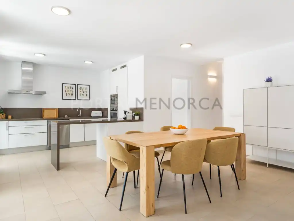 Cuina de Casa o xalet en venda en Es Mercadal amb Jardí privat, Terrassa i Piscina