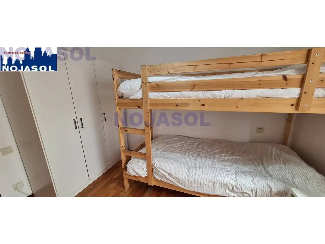 Wohnung zur Miete in Calle los pinares, 54, Ris