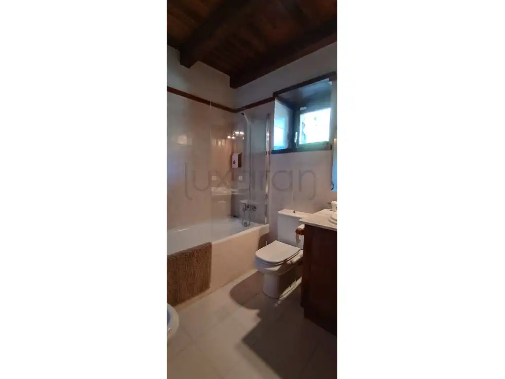 Bathroom of Apartments for rent in Naut Aran