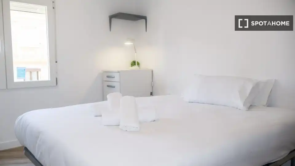 Bedroom of Flat for rent in Valencia  with Air Conditioner, Heating and Furnished