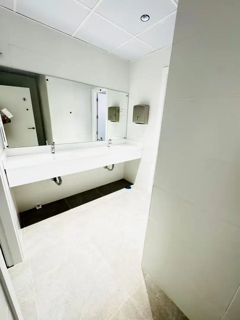 Office space with lift to rent in Juan Pereda pila, imagen 4