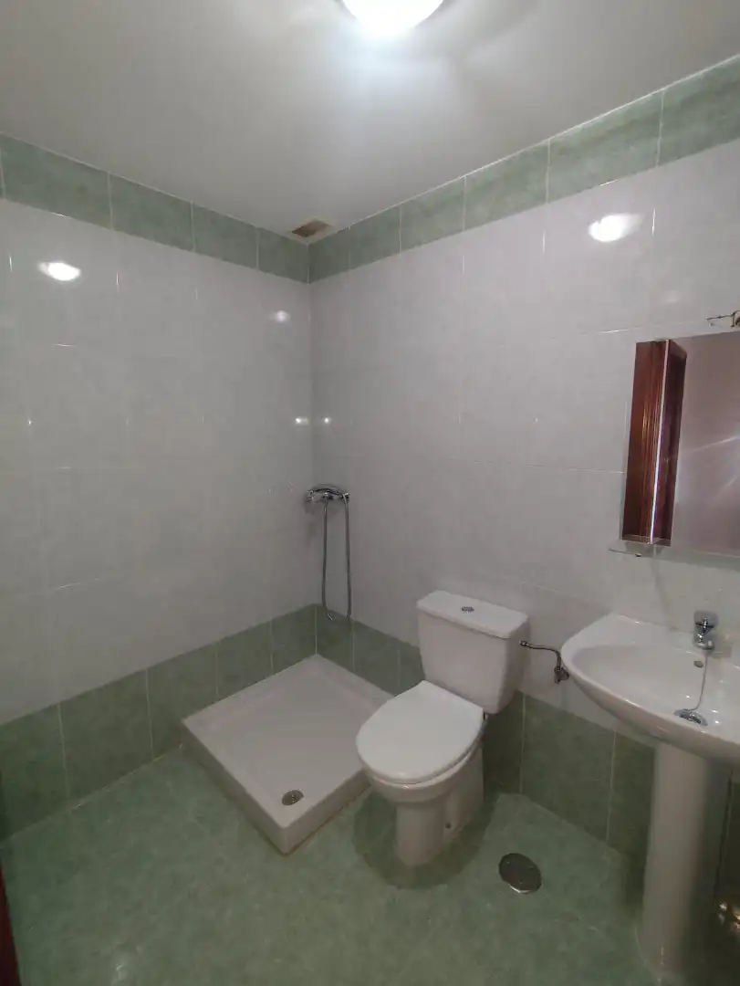 Einfamilien-Reihenhaus zur Miete in Calle Juan Bautista de Toledo, Tejares - Chamberí - Alcades