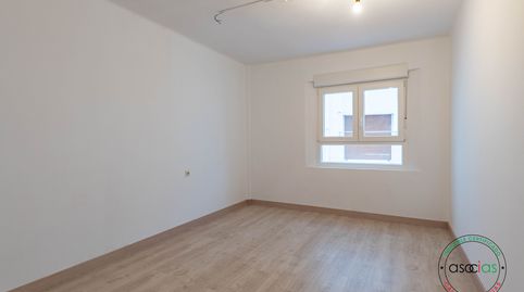 Foto 2 de Pis en venda a Gijón - Calle Evaristo Valle, 6, La Arena, Gijón