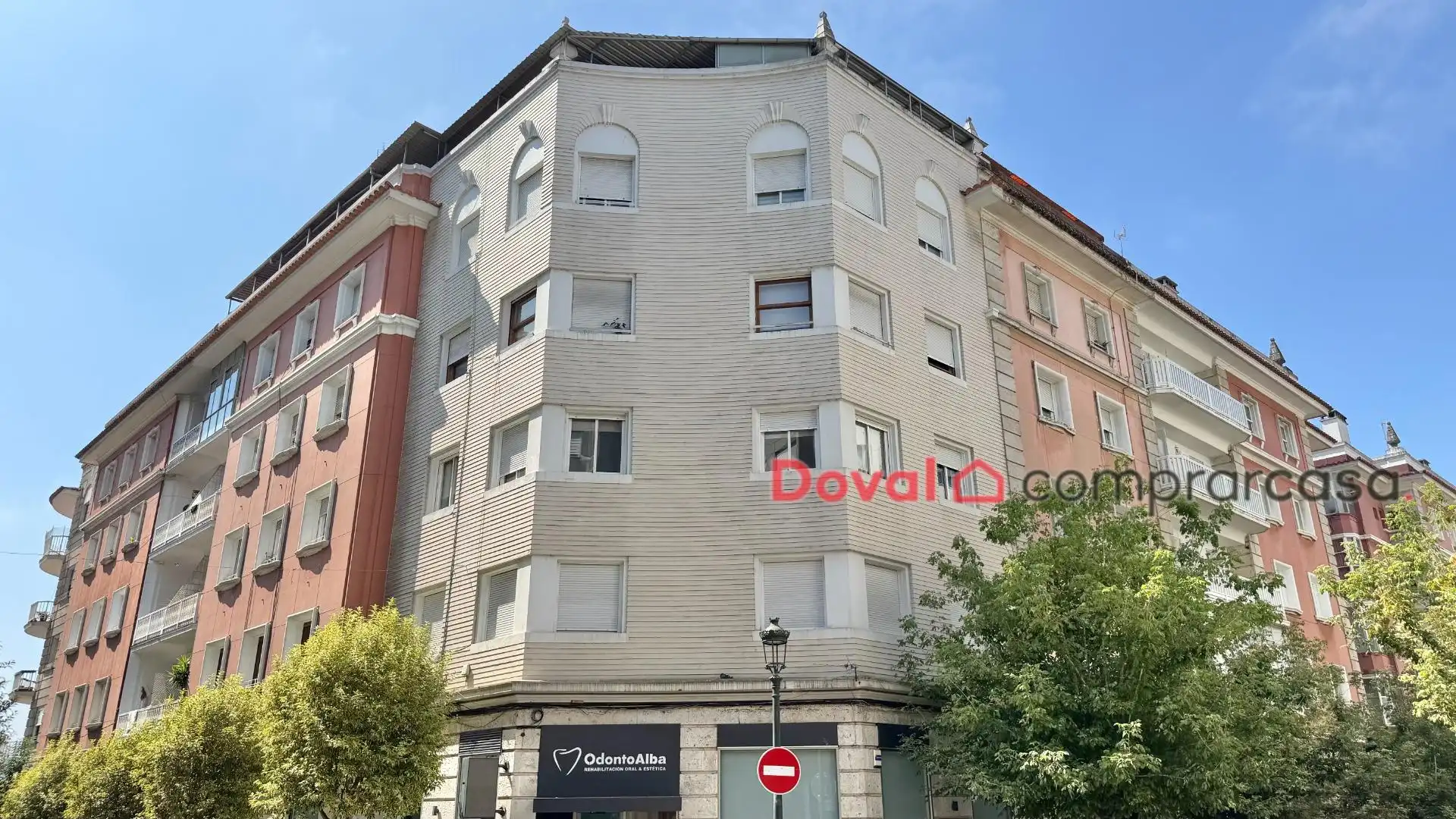 Vista exterior de Piso de alquiler en Vigo  con Calefacción y Amueblado
