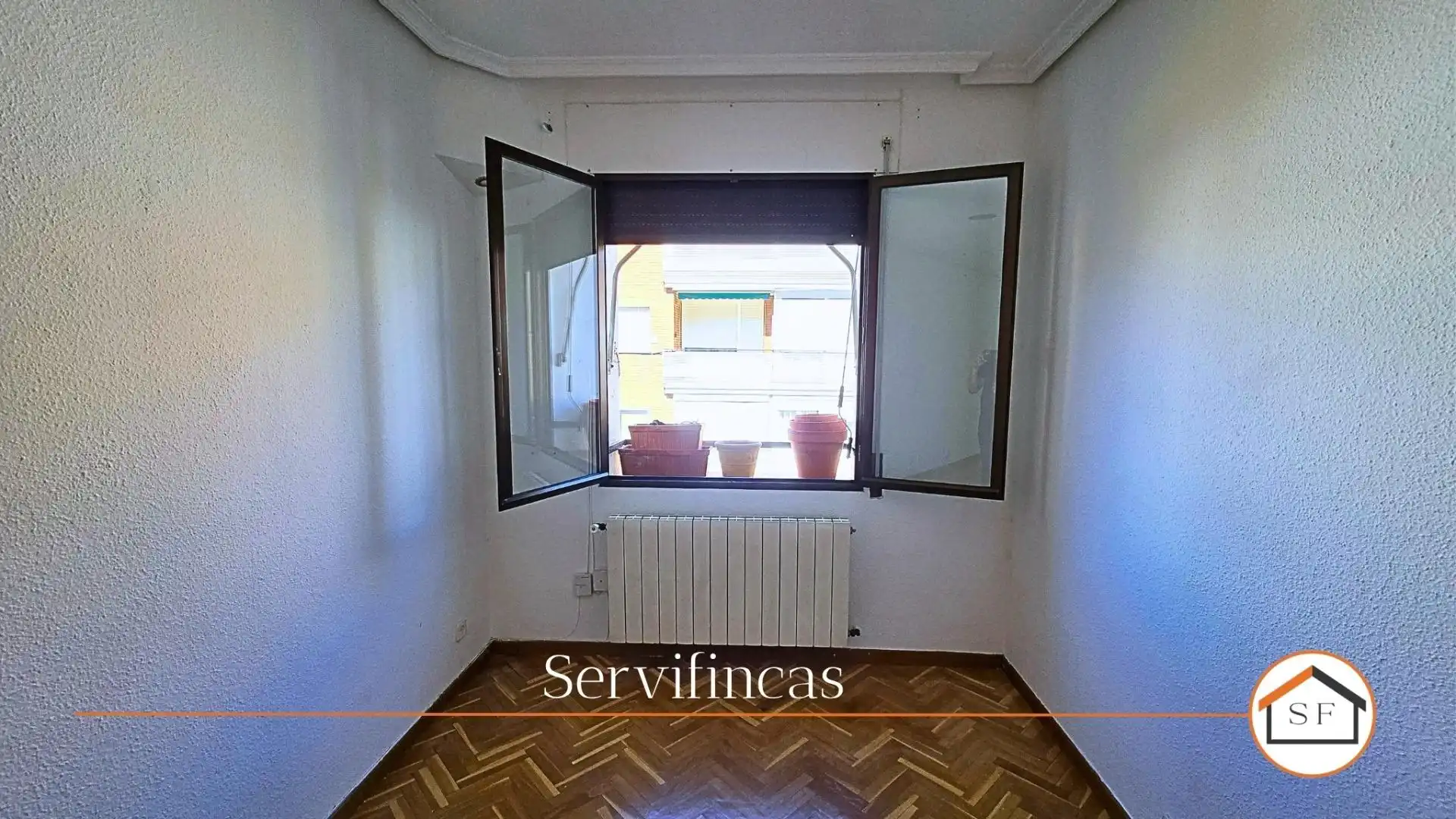 Schlafzimmer von Wohnung zur Miete in Madrid mit Heizung und Parkett