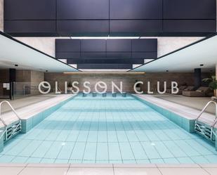 Swimming pool of Flat for sale in  Madrid Capital  with Air Conditioner, Heating and Storage room