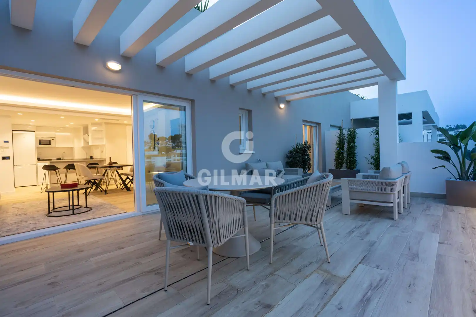 Penthouse with terrace for sale in Nueva Andalucía, imagen 36