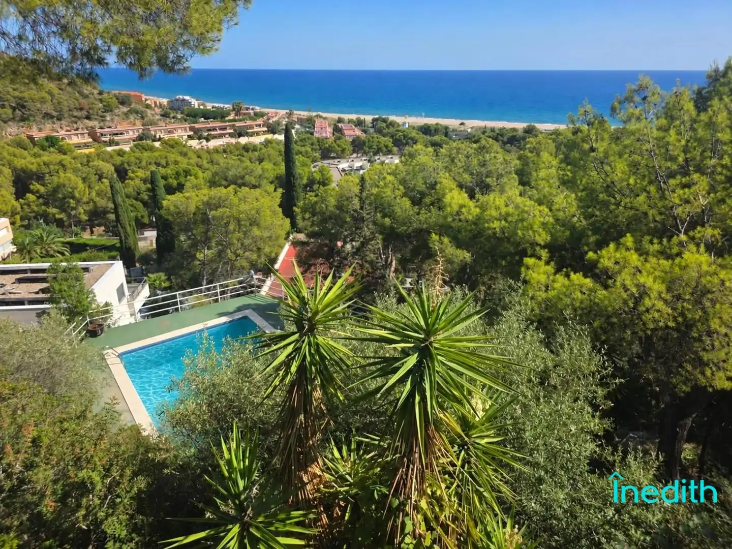 Casa amb terrassa en venda a Les Botigues de Sitges, imagen 24