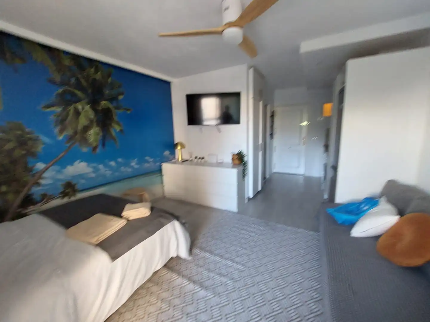 Bedroom of Study for sale in Benalmádena  with Air Conditioner, Terrace and Furnished