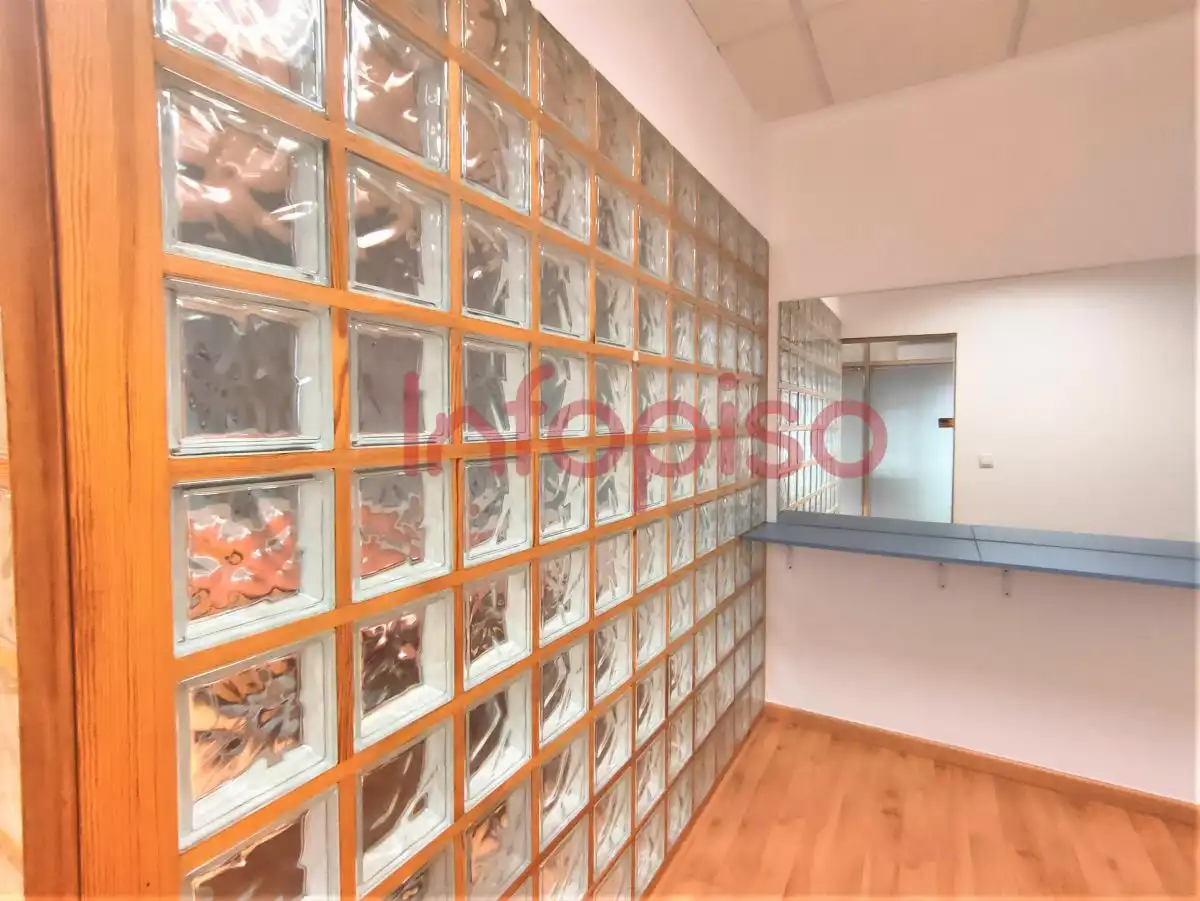 Oficina de alquiler en Valdepeñas con Aire acondicionado y Calefacción