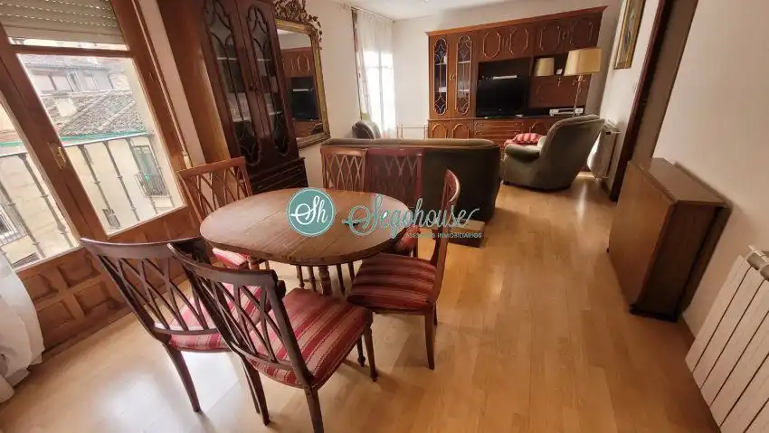 Comedor de Piso en venta en Segovia con Calefacción y Balcón