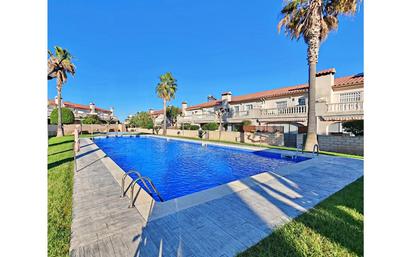 Swimming pool of Single-family semi-detached for sale in Mont-roig del Camp  with Air Conditioner, Heating and Private garden