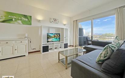 Living room of Flat for sale in Alcúdia  with Air Conditioner, Terrace and Swimming Pool